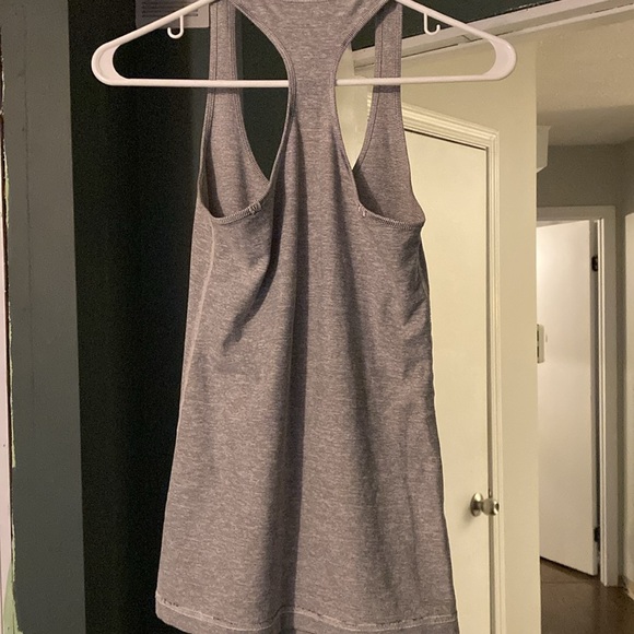 Lululemon tank - Picture 3 of 3